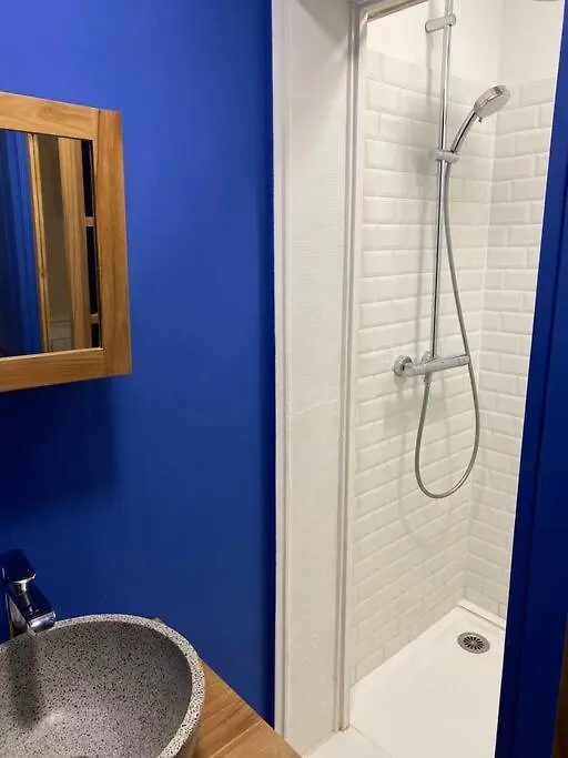 Nice And Cosy Apartment Menilmontant باريس