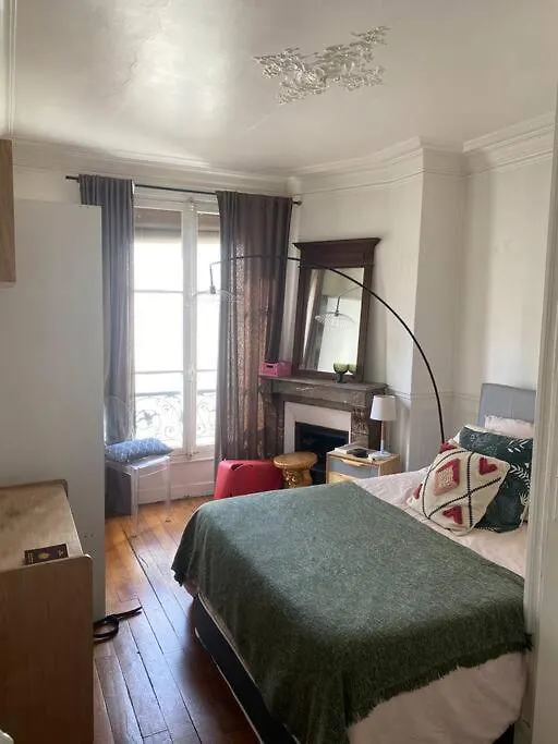 Nice And Cosy Apartment Menilmontant باريس 0*,