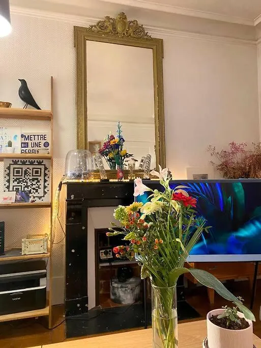 Nice And Cosy Apartment Menilmontant Paris